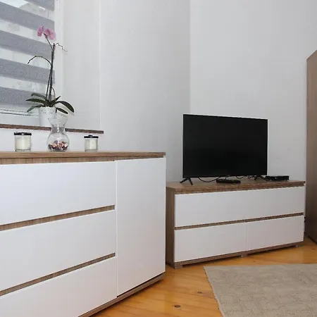 Apartman Ema 아파트 *